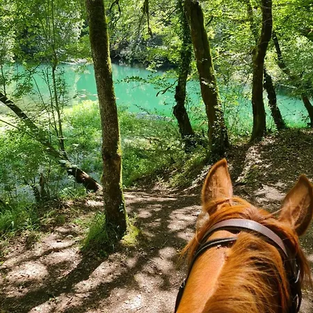 Des Deux Vallées La Borieta Du Causse - Rocamadour
