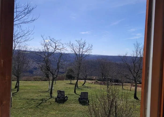 Des Deux Vallees La Borieta Du Causse - Semesterbostad
